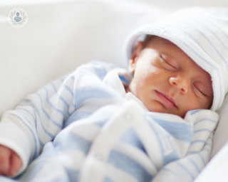 bebe durmiendo pediatria ritmo top doctors 