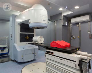 Máquina de radioterapia 4D
