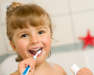 etapas dientes niños y sus cuidados | Top Doctors