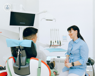 La ortodoncia en adultos no es solo un tratamiento recomendable, sino más bien necesario