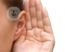 La hipoacusia se trata de la disminución de la capacidad auditiva. Sus causas pueden ser varias,  presenta varios síntomas. Se debe tratar con prótesis o en quirófano.