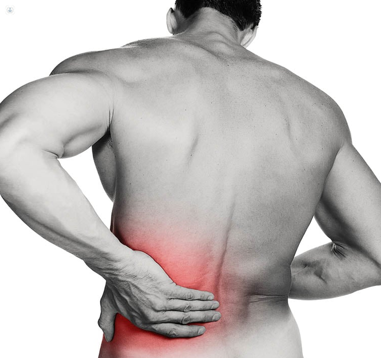 El dolor de espalda es una de las principales causas de baja laboral e incapacidad.