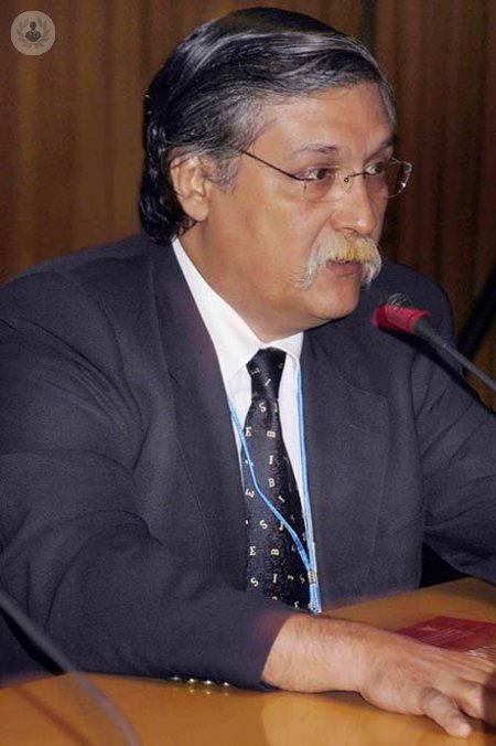 Dr. Xavier Flores Sánchez