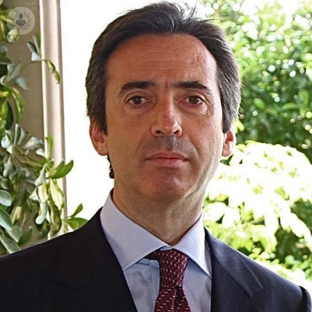 Dr. Joan Carles Monllau Garcia: traumatólogo en Barcelona | Top Doctors