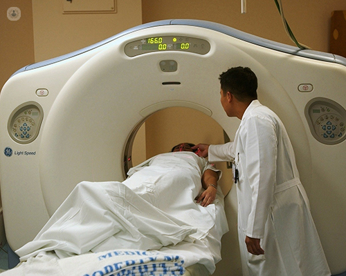 Tac (tomografía axial computerizada): qué es, síntomas y tratamiento | Top  Doctors